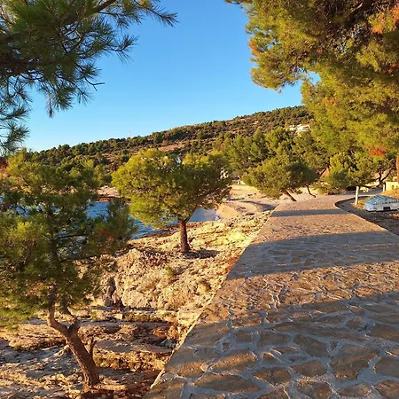 Tatil Evi Little Seafront House Primosten Dolac