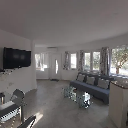 Little Seafront House Primosten Tatil Evi