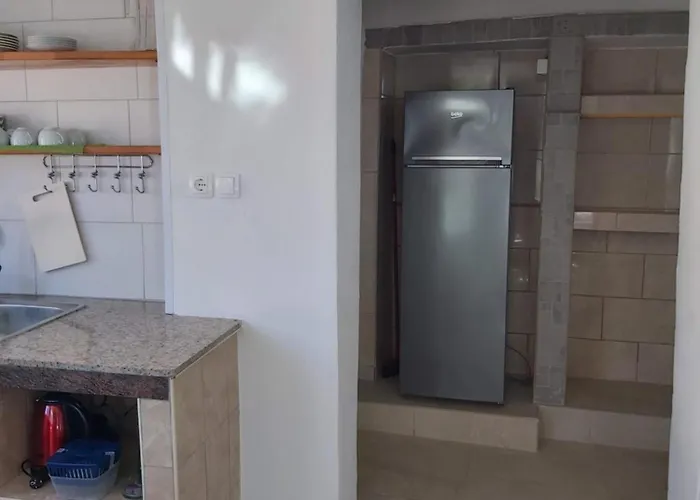 Little Seafront House Primosten *